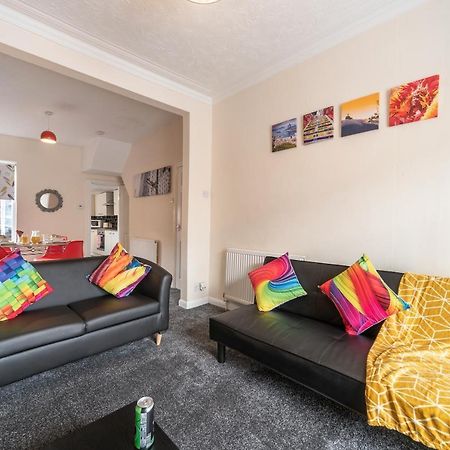 Jesouth 3 Bed Home In Central Hull -Garden Sleeps 6 Kingston upon Hull Esterno foto